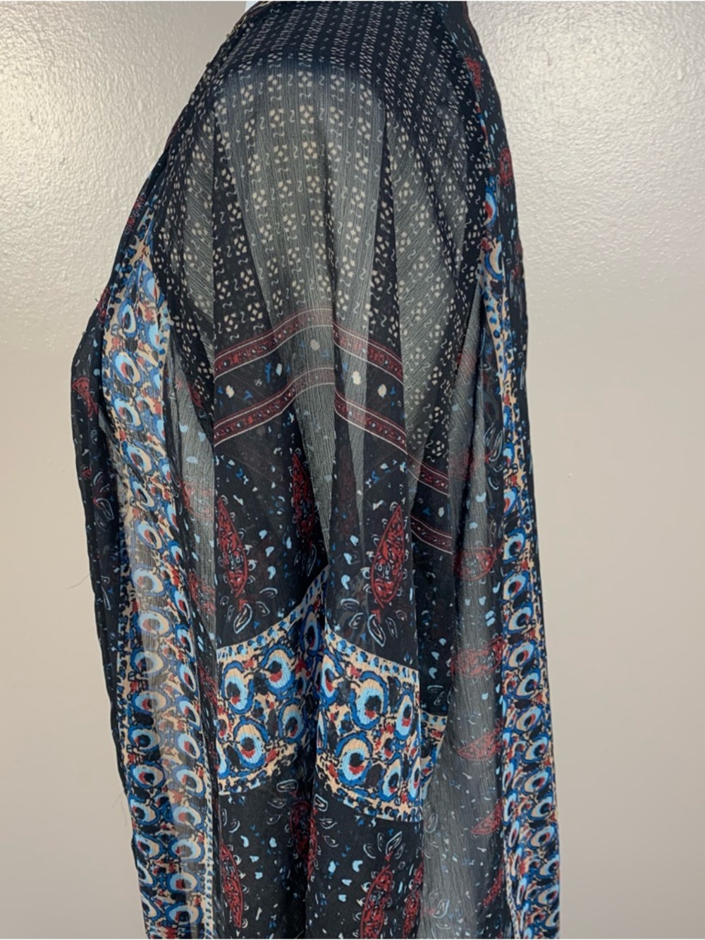 Soft Surroundings Sheer Embroidered Sequin Duster Kimono - Picture 8 of 11